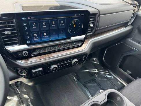 Certified 2023 Chevrolet Silverado 1500 LT AWD/4WD image 15