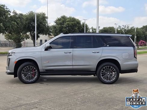 Used 2023 Cadillac Escalade V AWD/4WD image 3