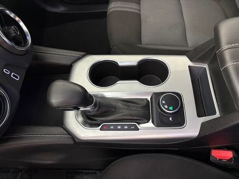 Used 2025 Chevrolet Blazer LT FWD image 35