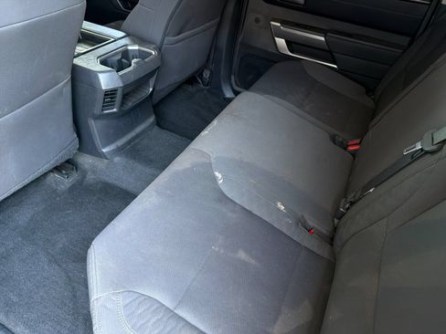Used 2022 Toyota Tundra SR5 w/ Convenience Package RWD image 11