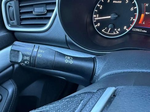 Used 2017 Nissan Maxima 3.5 S image 32