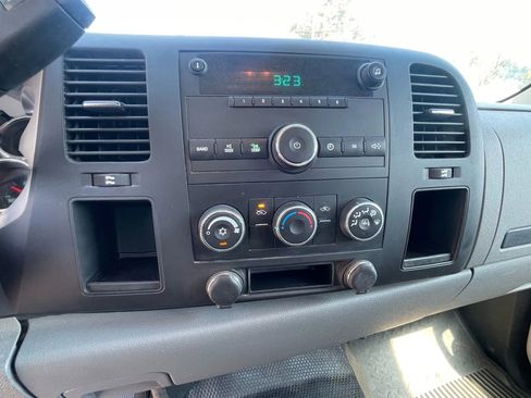 Used 2014 Chevrolet Silverado 3500 W/T image 14