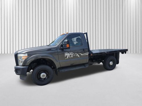 Used 2016 Ford F250 XL w/ Power Equipment Group AWD/4WD image 1