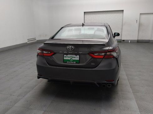Used 2021 Toyota Camry SE image 7