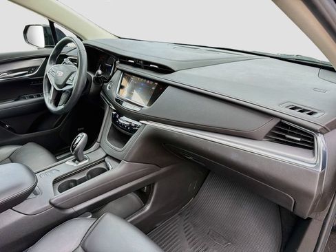 Used 2019 Cadillac XT5 Premium Luxury w/ Driver Assist Package AWD/4WD image 33