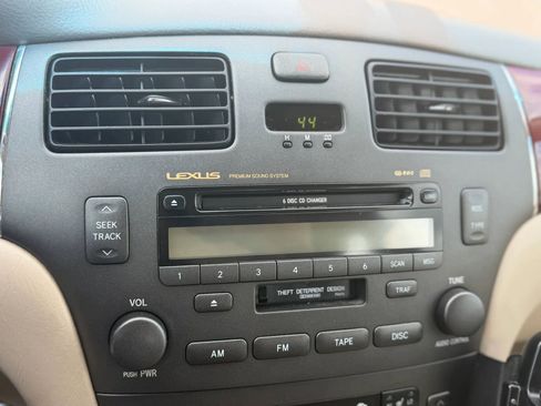 Used 2002 Lexus ES 330 FWD image 17