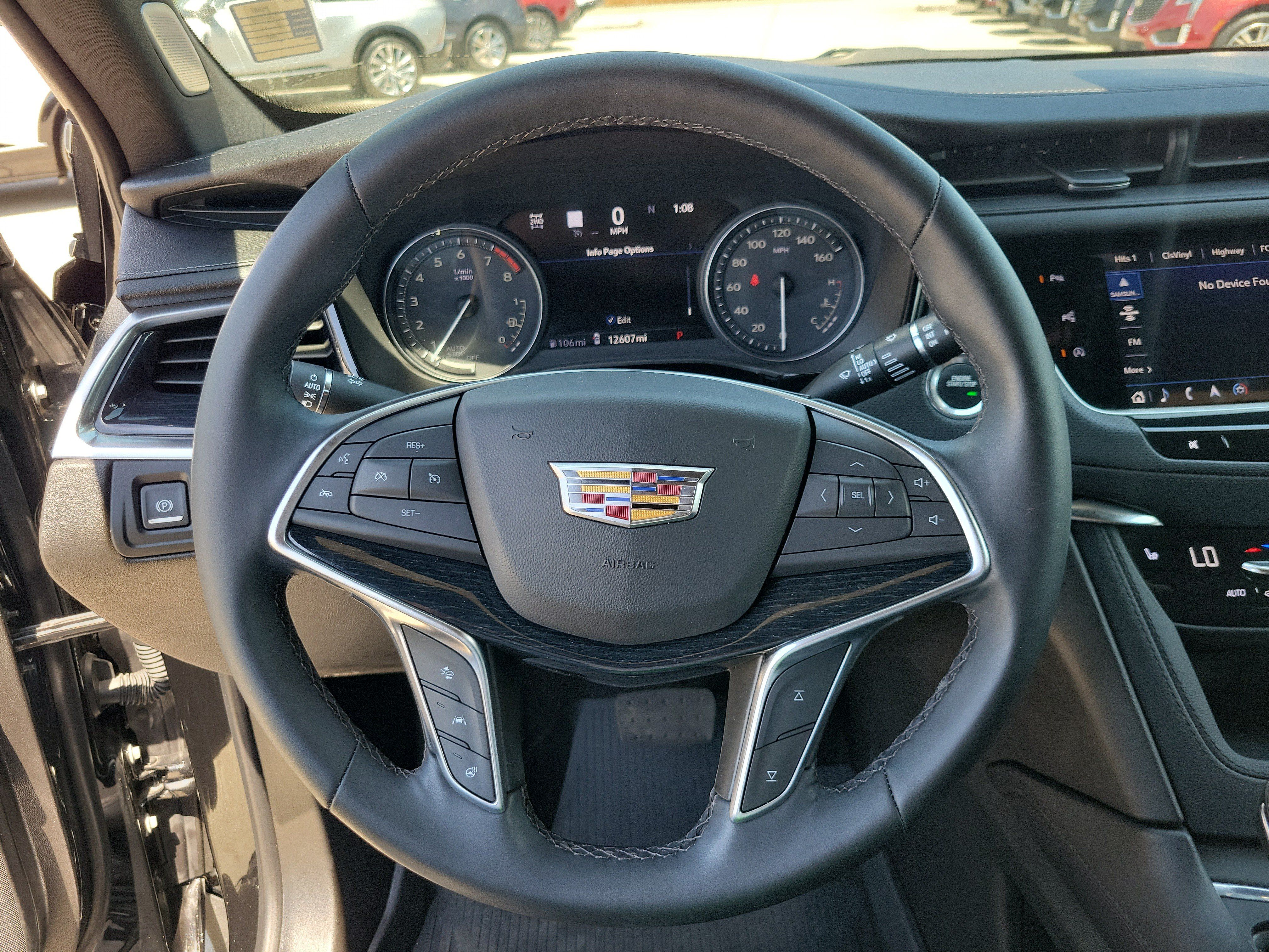 Certified 2025 Cadillac XT5 Premium Luxury w/ Technology Package AWD/4WD image 30