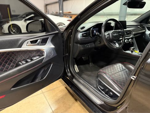 Used 2019 Genesis G70 3.3T Advanced w/ Sport Package image 16