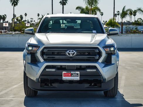 New 2026 Toyota Tacoma SR5 image 3