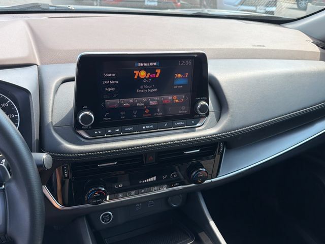 Used 2022 Nissan Rogue SV AWD/4WD image 20