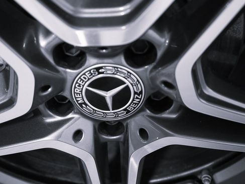 Certified 2022 Mercedes-Benz GLA 250 4MATIC image 8