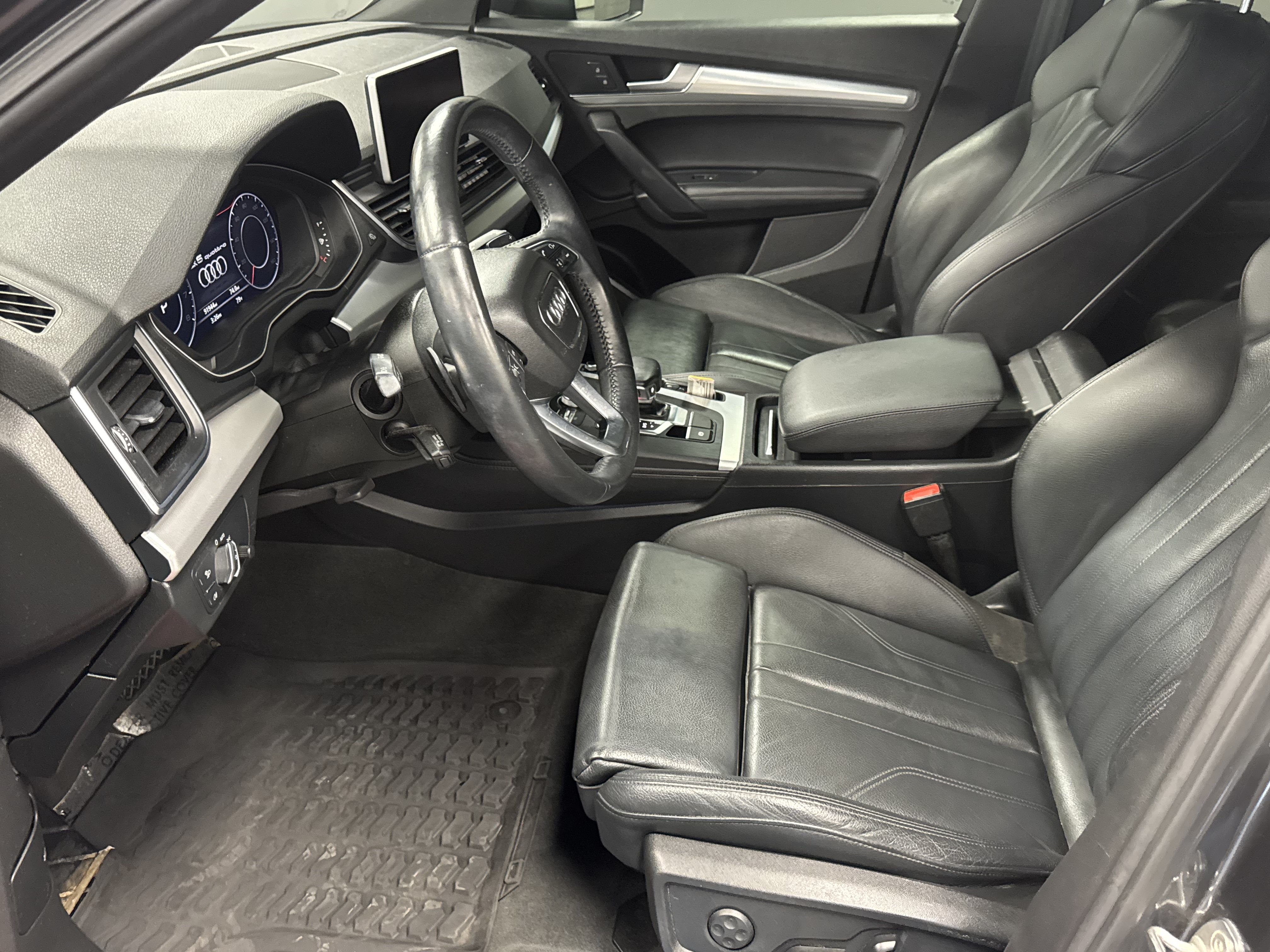 Used 2020 Audi Q5 2.0T Titanium Premium Plus AWD/4WD image 12