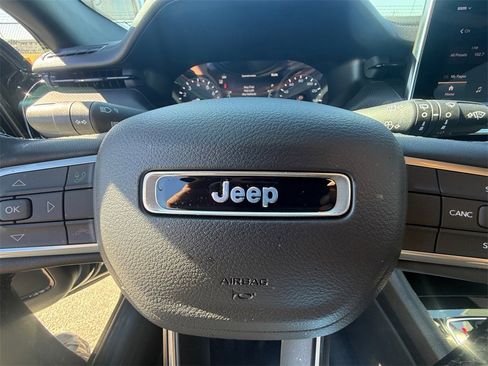 New 2026 Jeep Compass Latitude image 23