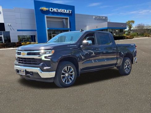 Used 2023 Chevrolet Silverado 1500 LT AWD/4WD image 34