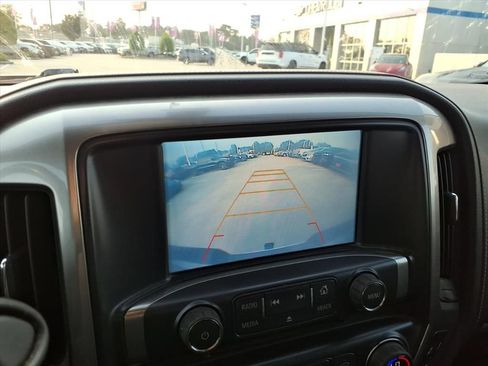 Used 2017 Chevrolet Silverado 2500 LTZ AWD/4WD image 15