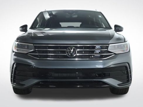 Used 2023 Volkswagen Tiguan SE R-Line FWD image 5