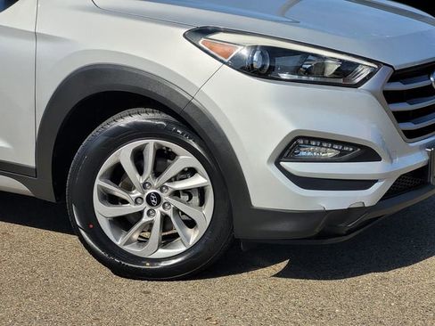 Used 2017 Hyundai Tucson SE FWD image 9