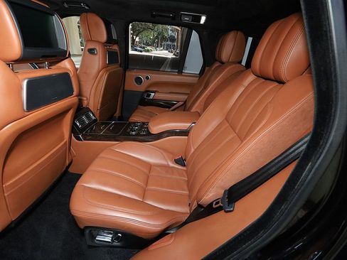 Used 2015 Land Rover Range Rover Autobiography AWD/4WD image 6