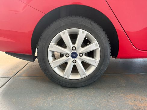 Used 2013 Ford Fiesta SE FWD image 10