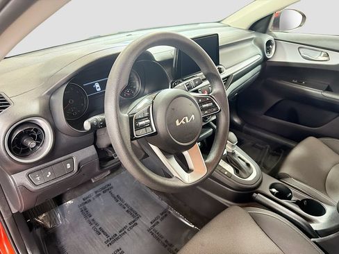 Used 2023 Kia Forte LXS w/ LXS Technology Package FWD image 11