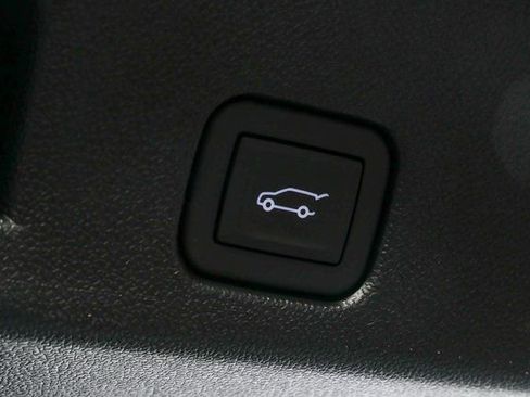 New 2026 Chevrolet Traverse LT w/ Midnight/Sport Edition image 27