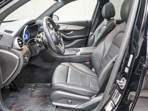 Certified 2022 Mercedes-Benz GLC 300 image 24