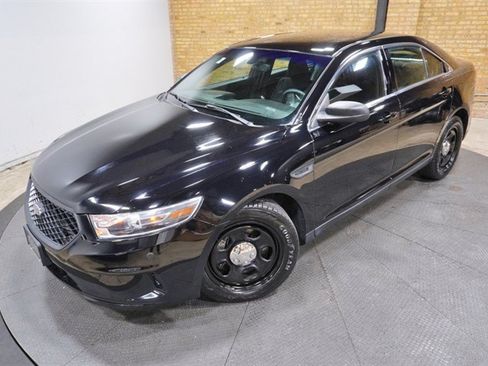 Used 2018 Ford Taurus Police Interceptor AWD image 2