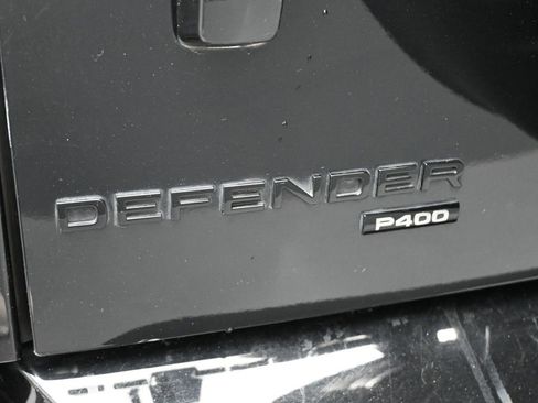 Used 2023 Land Rover Defender 110 X-Dynamic SE AWD/4WD image 8