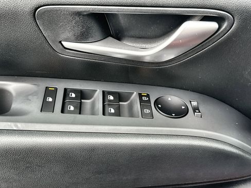 New 2026 Hyundai Tucson SE image 15