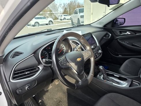 Used 2020 Chevrolet Malibu RS image 25