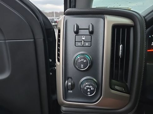 Used 2017 GMC Sierra 3500 Denali w/ Snow Plow Prep Package image 26
