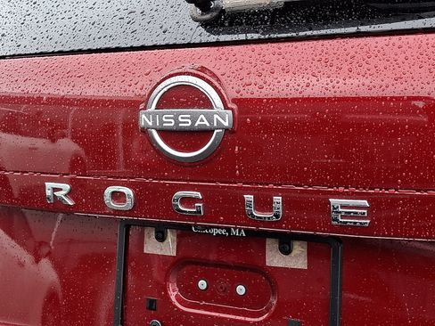 Certified 2023 Nissan Rogue Platinum w/ Platinum Premium Package AWD/4WD image 35