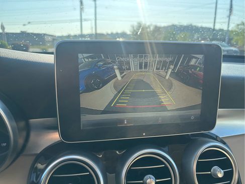 Used 2017 Mercedes-Benz GLC 300 image 11