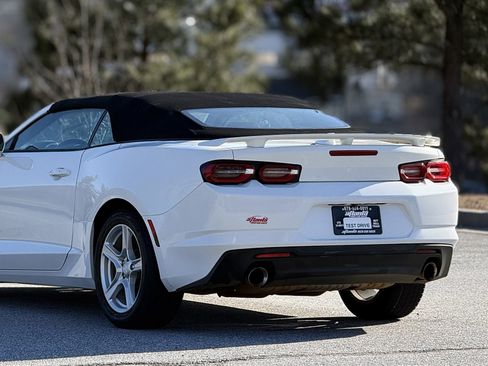 Used 2020 Chevrolet Camaro LT image 43