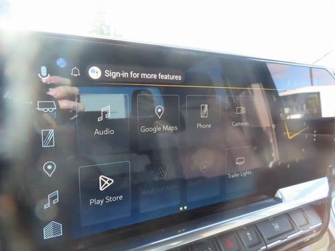 Used 2025 Chevrolet Silverado 1500 LT AWD/4WD image 23
