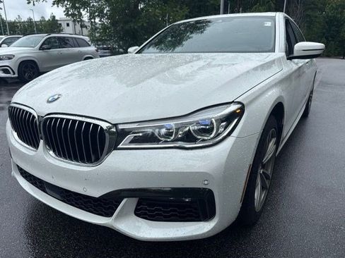 Used 2016 BMW 750i xDrive AWD/4WD image 1