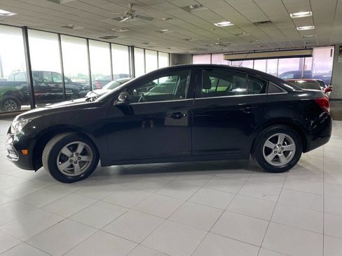Used 2016 Chevrolet Cruze LT image 4