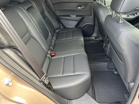 New 2025 Nissan Rogue SV w/ SV Premium Package image 15