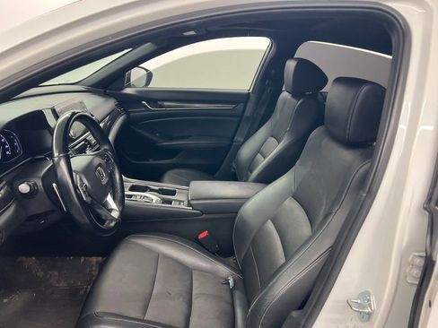 Used 2021 Honda Accord Sport image 7