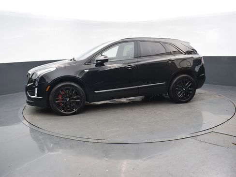Used 2023 Cadillac XT5 Sportv image 2