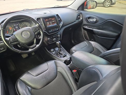 Used 2021 Jeep Cherokee Latitude Plus image 15