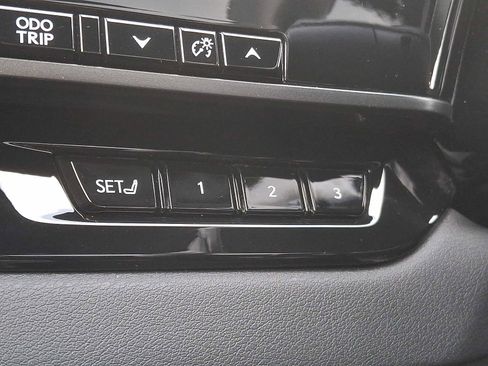 Used 2023 Lexus RX 350 Premium image 23