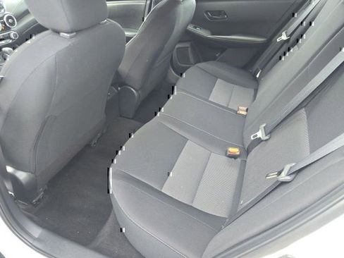 Used 2024 Nissan Sentra SV FWD image 12