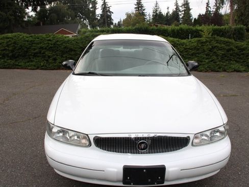 Used 1998 Buick Century Custom FWD image 9