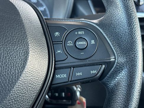 Certified 2024 Toyota Corolla LE image 28