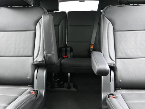 Used 2024 GMC Yukon XL Denali image 18