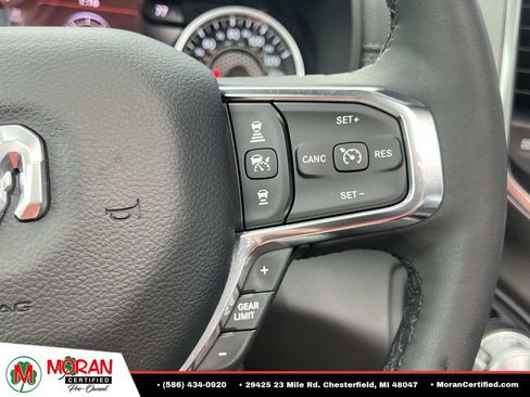Used 2025 RAM 1500 Laramie AWD/4WD image 25