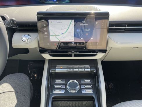 New 2026 Lincoln Nautilus Premier AWD/4WD image 22