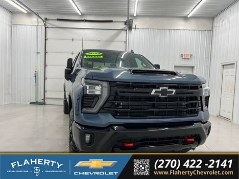 Used 2025 Chevrolet Silverado 2500 LTZ w/ Trail Boss Package AWD/4WD image 1