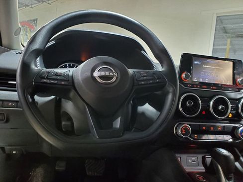 Used 2024 Nissan Sentra S FWD image 25